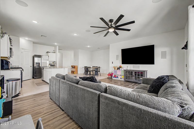 4907 192nd Ln, Litchfield Park, AZ 85340