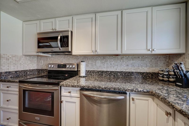 4907 W Evans Dr, Glendale, AZ 85306