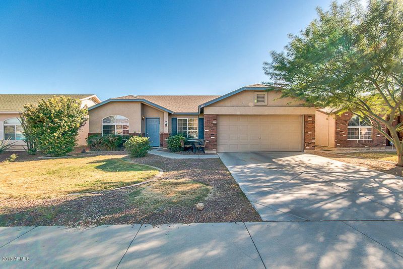 4909 E Whitehall Dr, San Tan Valley, AZ 85140