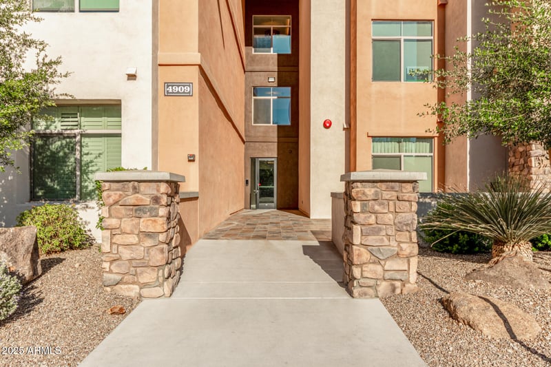 4909 Woodmere Fairway -- #1004, Scottsdale, AZ 85251