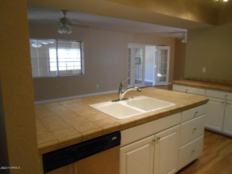 491 N Vine St, Chandler, AZ 85225