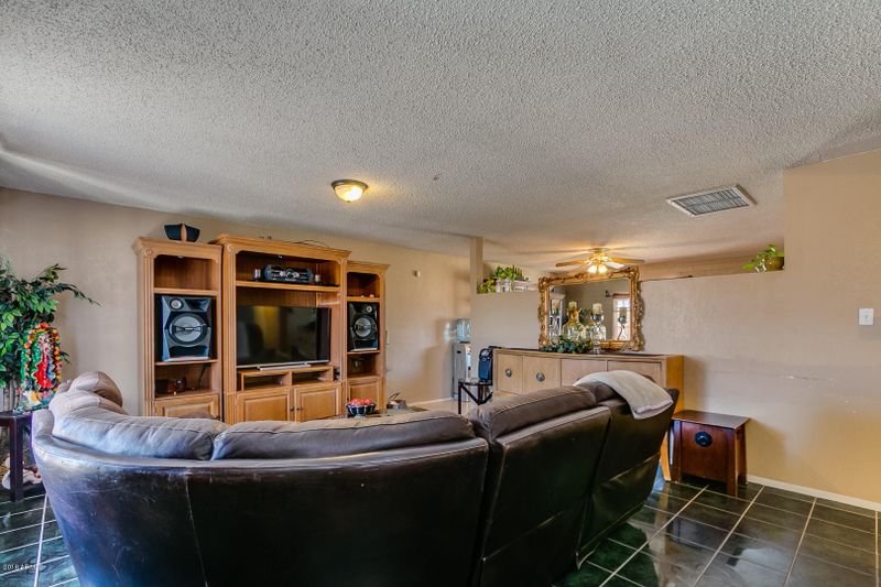 4910 W Osborn Rd, Phoenix, AZ 85031