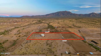 49102 530th Ave, Aguila, AZ 85320