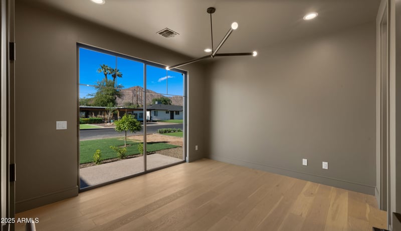 4911 Amelia Ave, Phoenix, AZ 85018