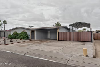 4911 Beverly Ln, Glendale, AZ 85306