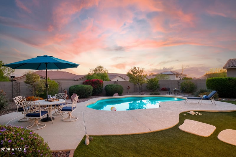 4911 Faull Dr, New River, AZ 85087