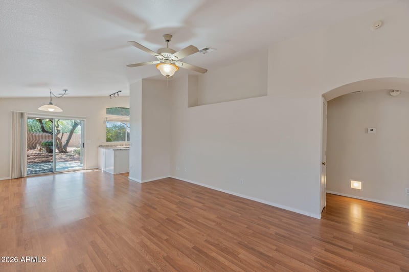 4911 W Wikieup Ln, Glendale, AZ 85308