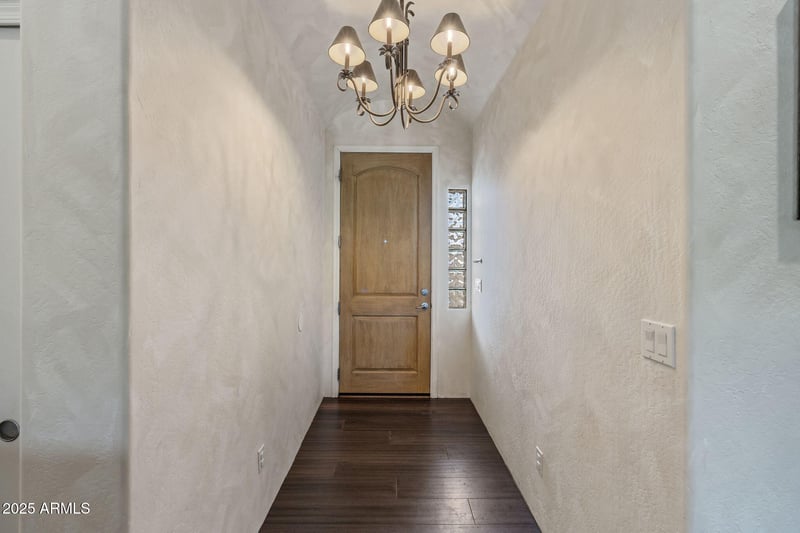 49123 13th Ave, New River, AZ 85087