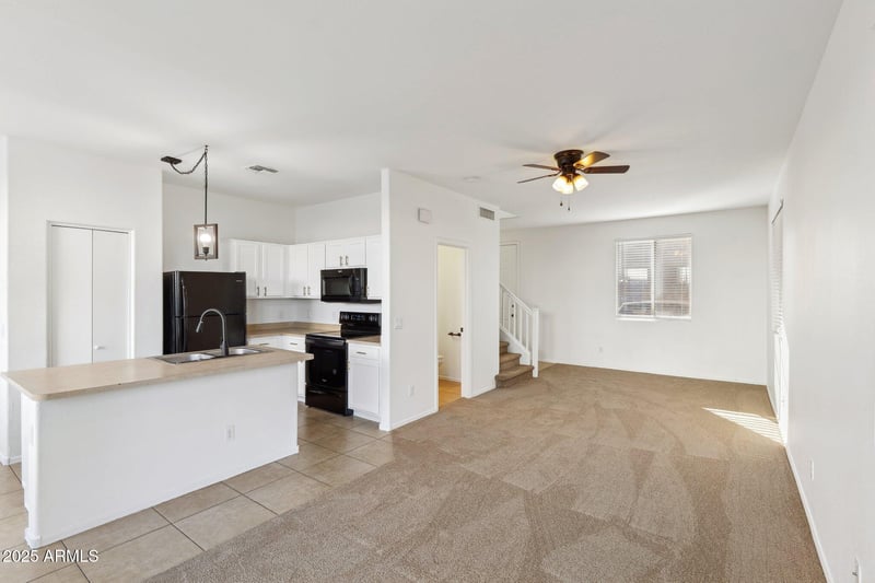 4913 15th Pl, Phoenix, AZ 85040