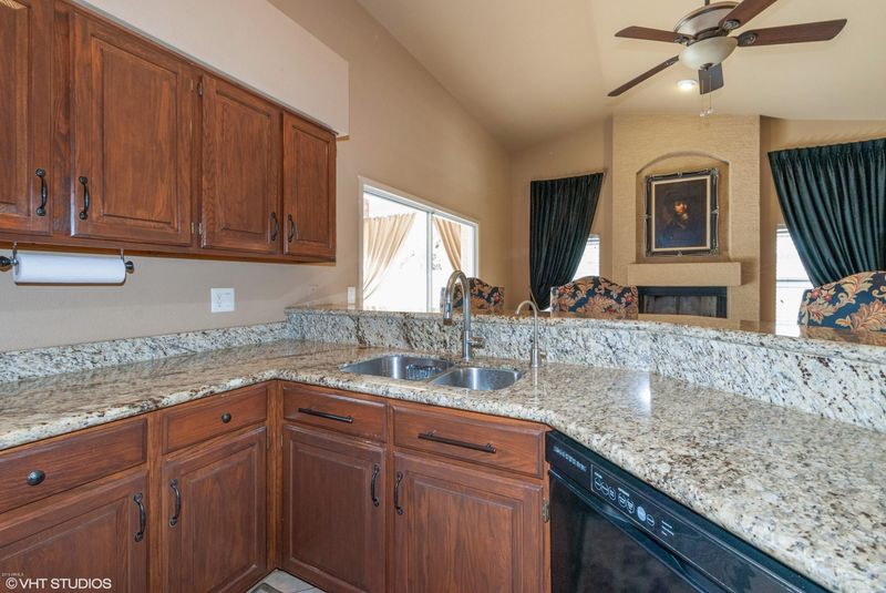 4913 E Kings Ave, Scottsdale, AZ 85254