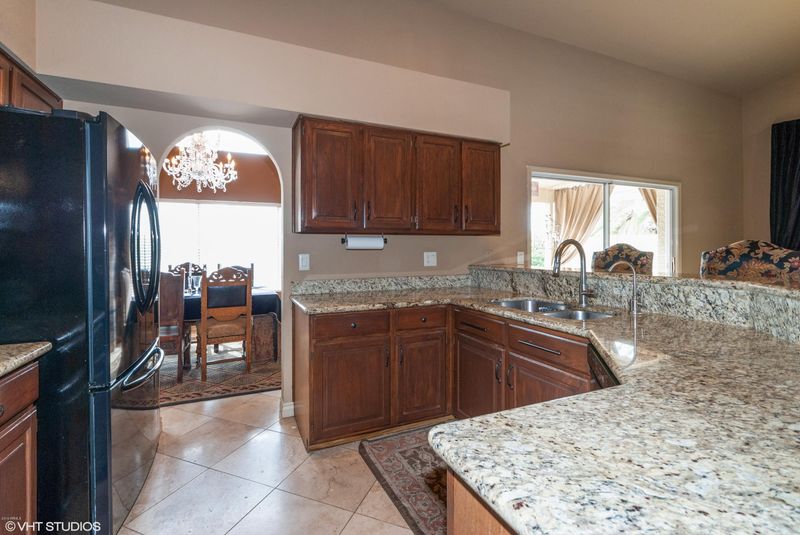 4913 E Kings Ave, Scottsdale, AZ 85254