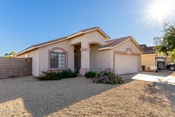 4915 Burgess Ln, Laveen, AZ 85339