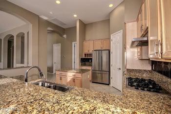 4915 E Patrick Ln, Phoenix, AZ 85054