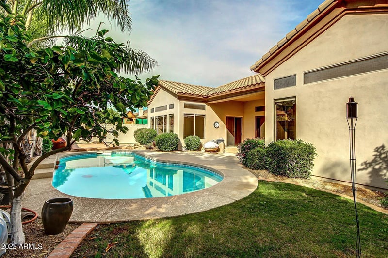 4915 E Patrick Ln, Phoenix, AZ 85054