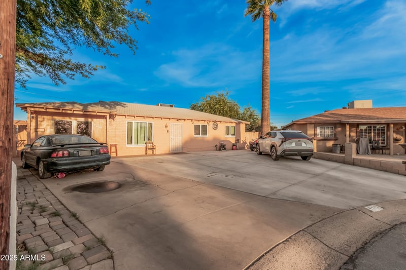 4915 Montecito Ave, Phoenix, AZ 85031