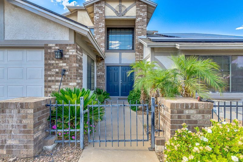 4916 E Dallas St, Mesa, AZ 85205