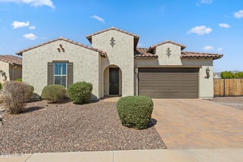 4916 N 185th Dr, Goodyear, AZ 85395