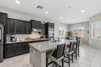 4916 N 185th Dr, Goodyear, AZ 85395