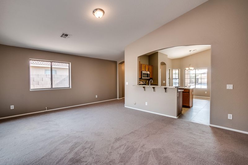 4916 W Burgess Ln, Laveen, AZ 85339