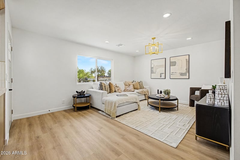 4916 W Grovers Ave, Glendale, AZ 85308