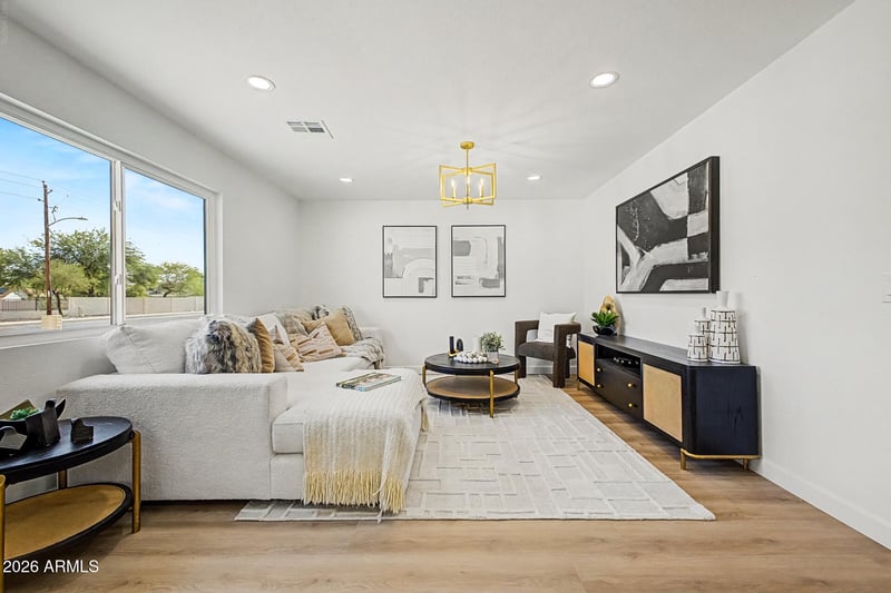 4916 W Grovers Ave, Glendale, AZ 85308