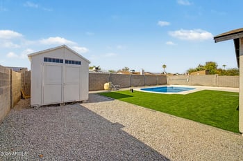 4916 Grovers Ave, Glendale, AZ 85308