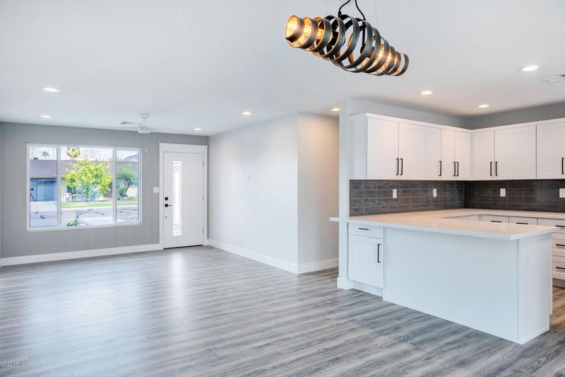 4917 E Granada Rd, Phoenix, AZ 85008