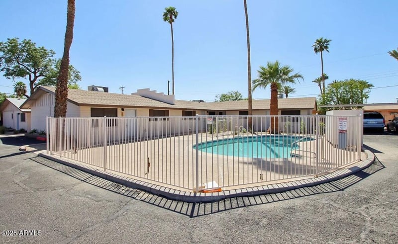 4917 E Holly St, Phoenix, AZ 85008