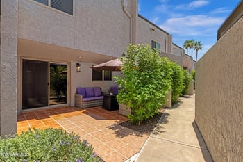 4918 74th St, Scottsdale, AZ 85251