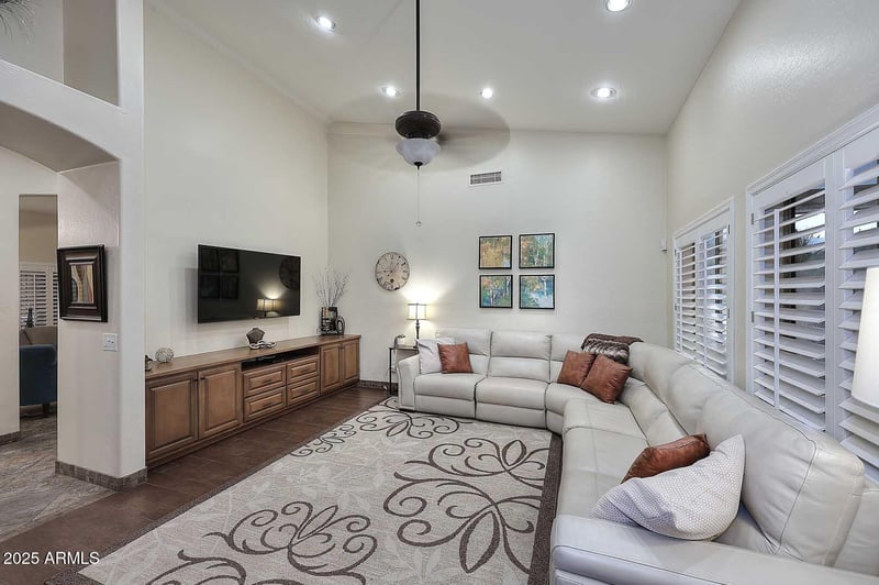 4918 Michelle Dr, Scottsdale, AZ 85254
