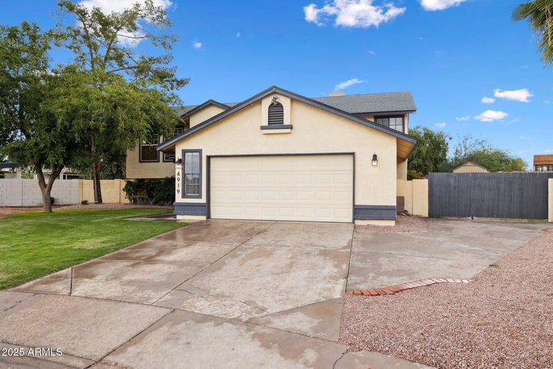 4919 Dixon Cir, Mesa, AZ 85205
