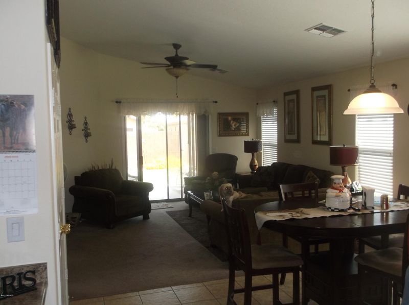 492 W Dexter Way, San Tan Valley, AZ 85143