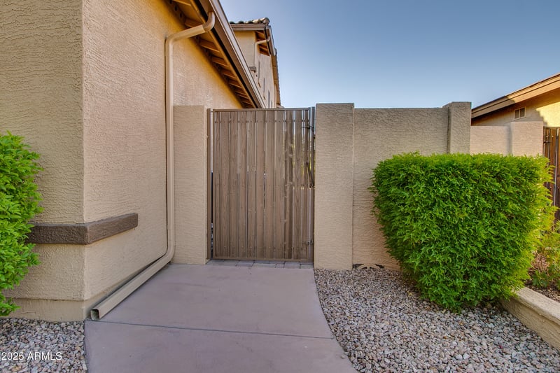 4920 Colonial Dr, Chandler, AZ 85249