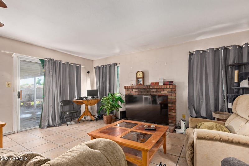 4920 Michigan Ave, Glendale, AZ 85308