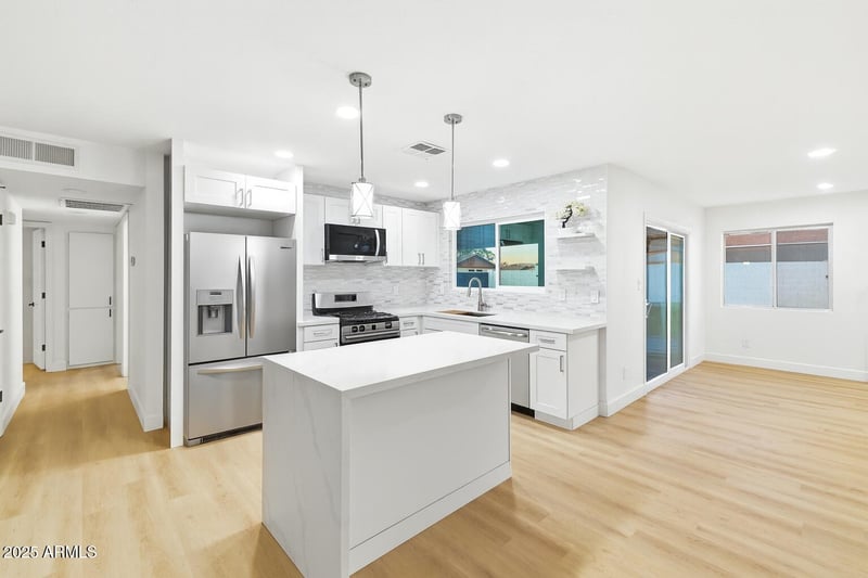 4920 Michigan Ave, Glendale, AZ 85308