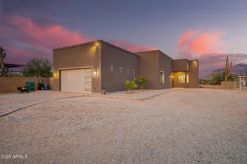 4921 N Wolverine Pass Rd, Apache Junction, AZ 85119