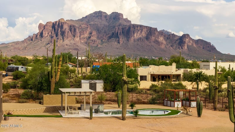 4921 N Wolverine Pass Rd, Apache Junction, AZ 85119