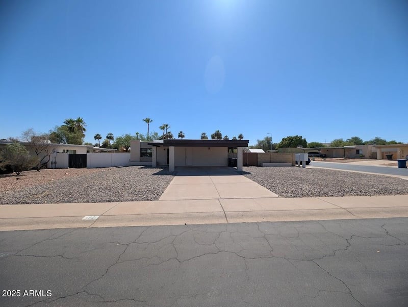 4921 Potter Dr, Tempe, AZ 85282