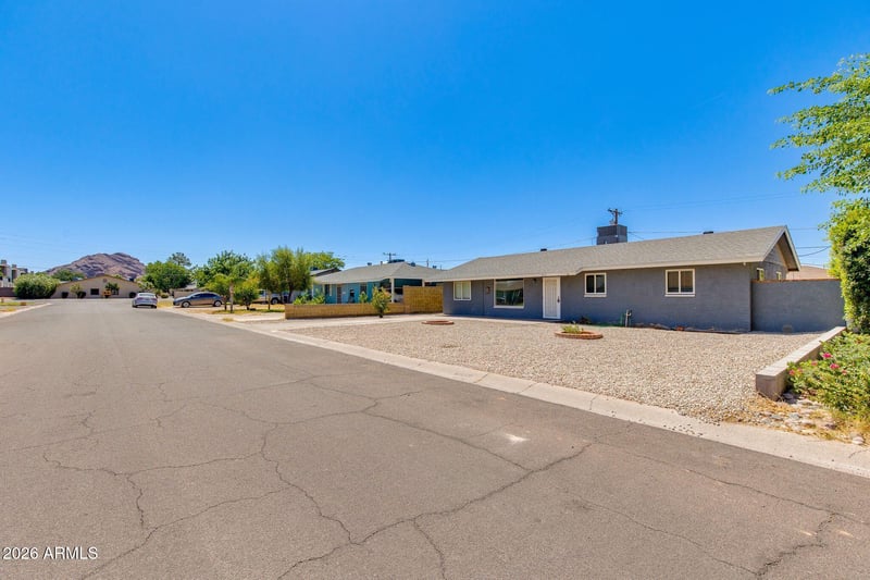 4923 E Palm Ln, Phoenix, AZ 85008