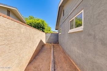 4923 Palm Ln, Phoenix, AZ 85008