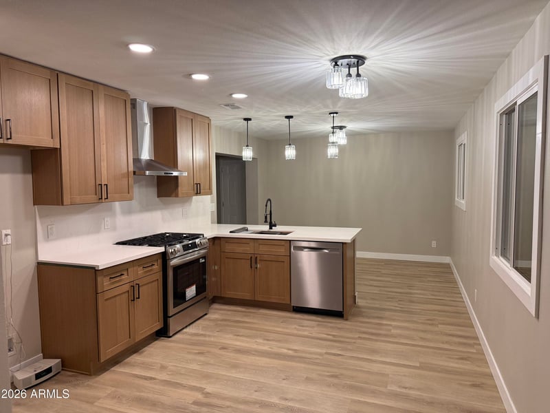 4923 W Cypress St, Phoenix, AZ 85035