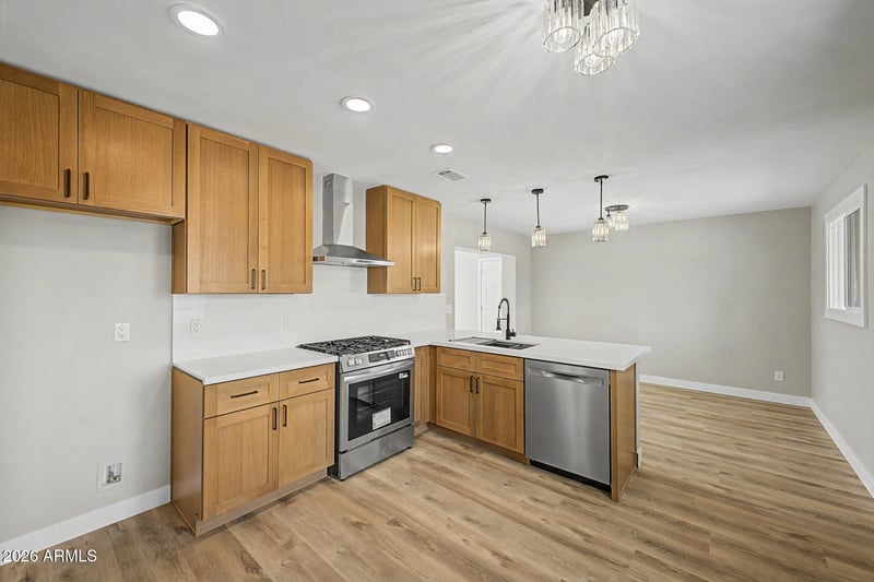 4923 W Cypress St, Phoenix, AZ 85035