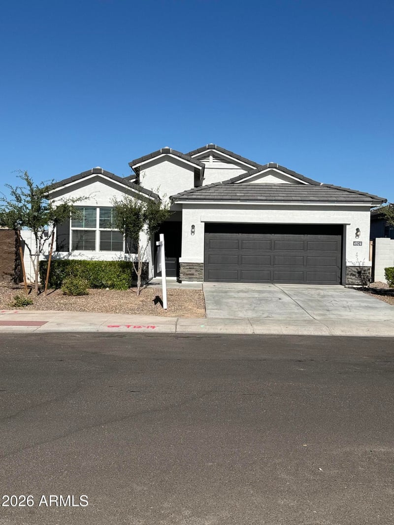 4924 S 104th Dr, Tolleson, AZ 85353