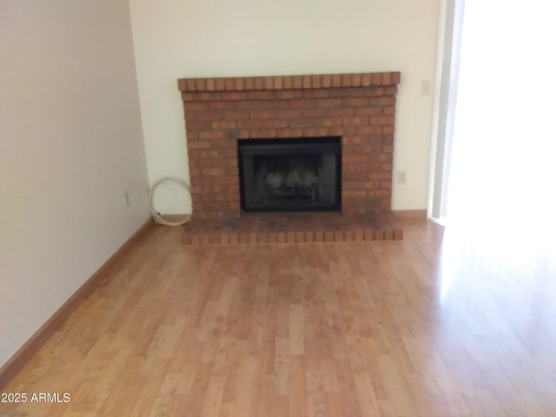 4927 Villa Maria Dr, Glendale, AZ 85308