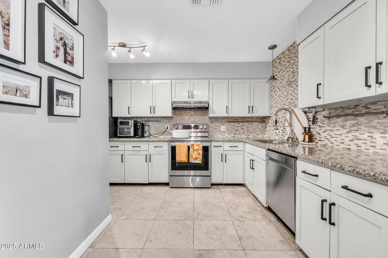 4928 Palm Ln, Phoenix, AZ 85008