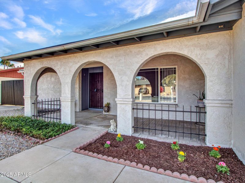 4929 W Christy Dr, Glendale, AZ 85304
