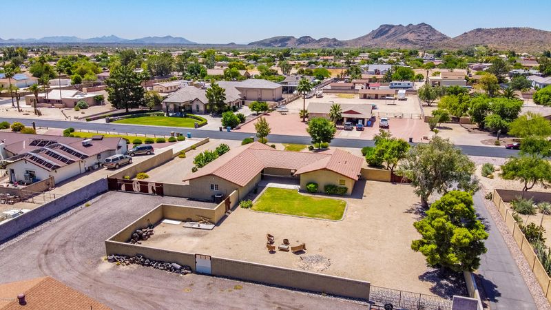 4930 W Park View Ln, Glendale, AZ 85310