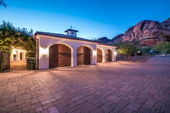 4931 E White Gates Dr, Phoenix, AZ 85018