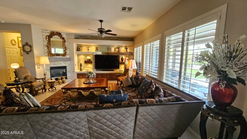 4931 Tangerine Ln, Gilbert, AZ 85298