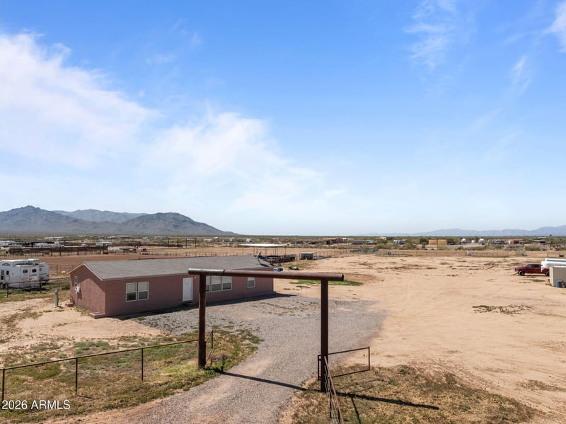 49316 N 528th Ave, Aguila, AZ 85320